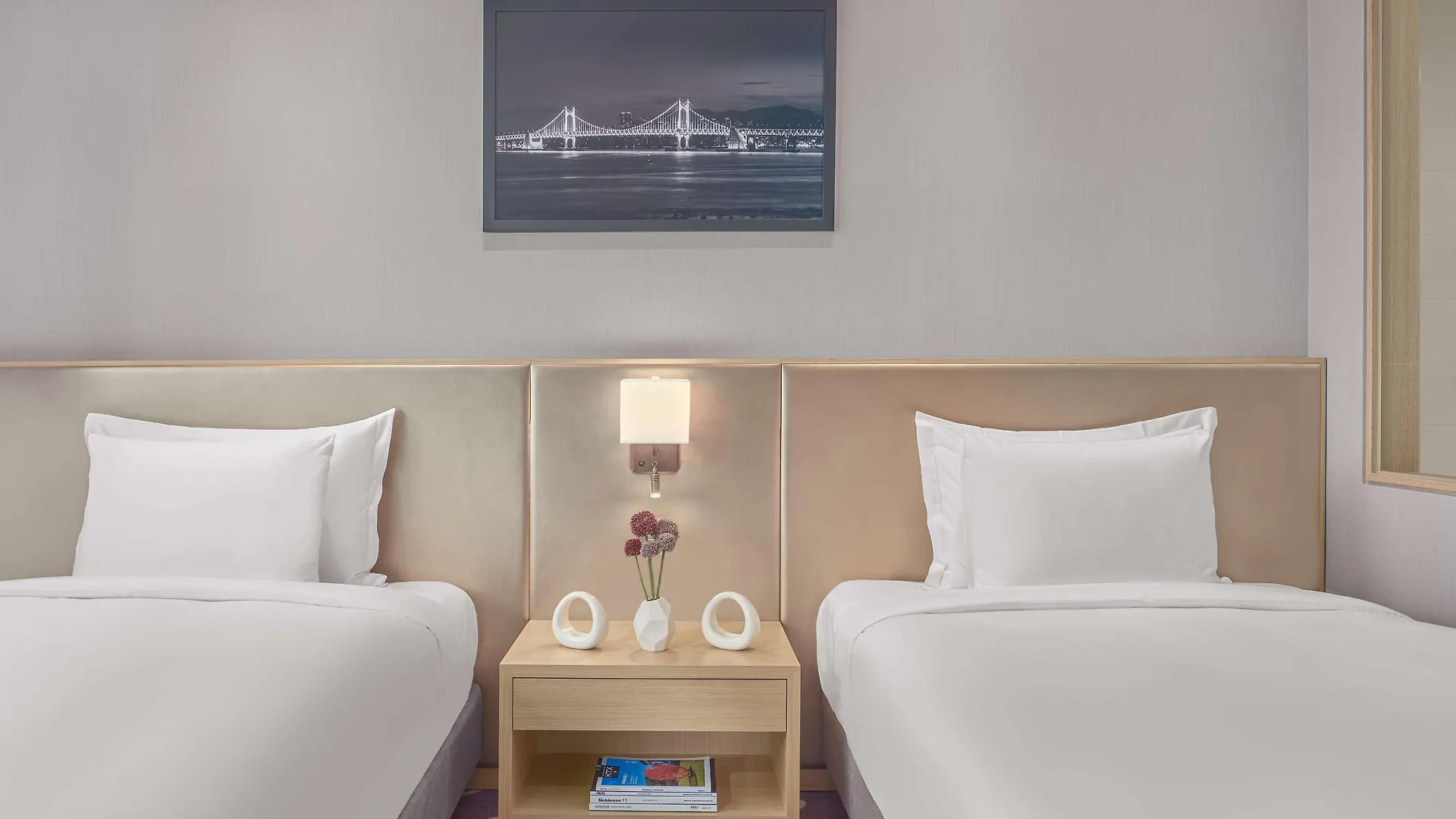 Hotel Avani Central Busan