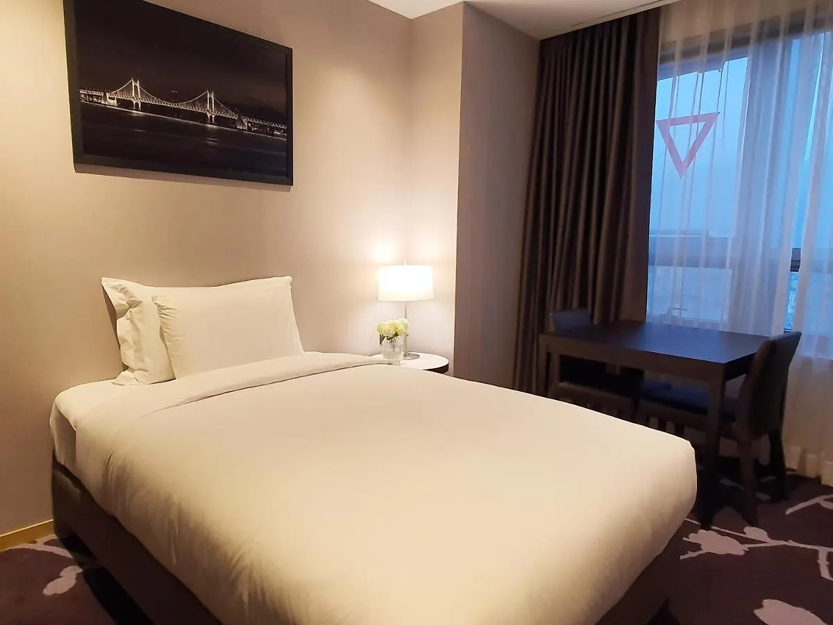 Hotel Avani Central Busan